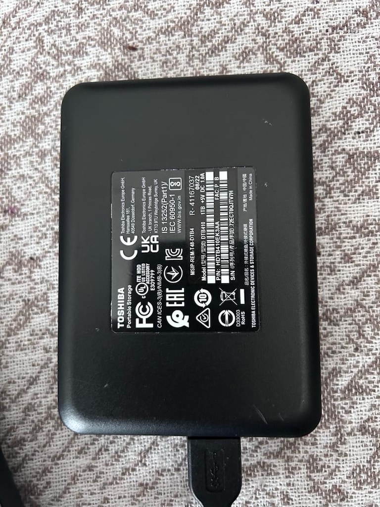 Toshiba 2,5 1TB Canvio Basics USB3.0 / USB2.0 Taşınabilir Disk Fiyatı - 2