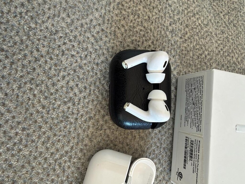 AirPods pro2 magsafe c type - 9