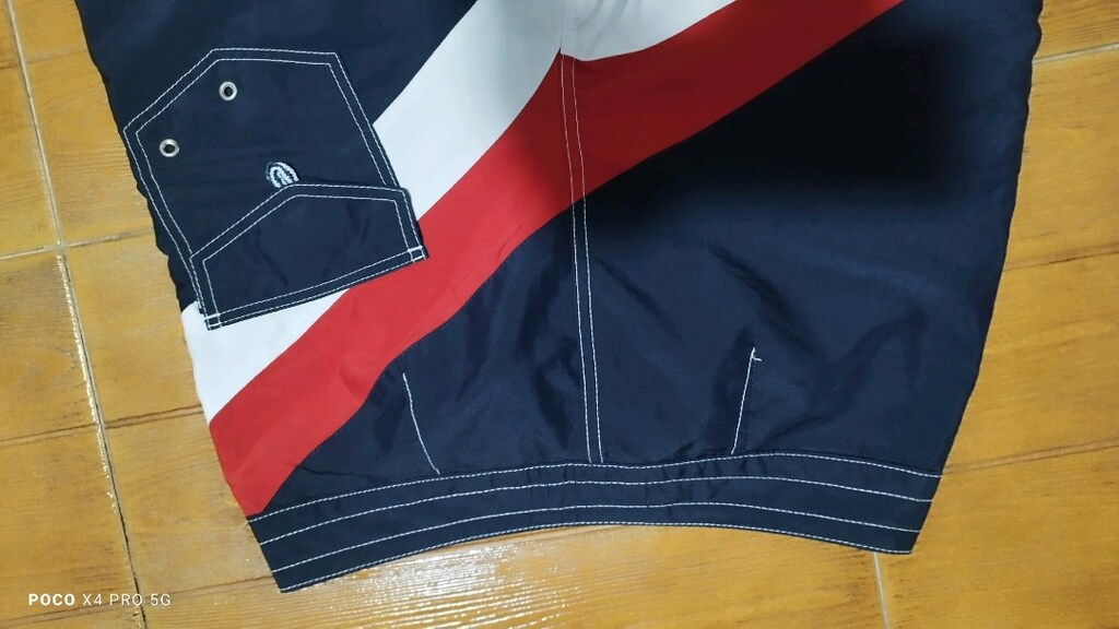 #Polo Ralph Lauren  ünlü ve pahalı marka şort..Az leke sadece.. - 8