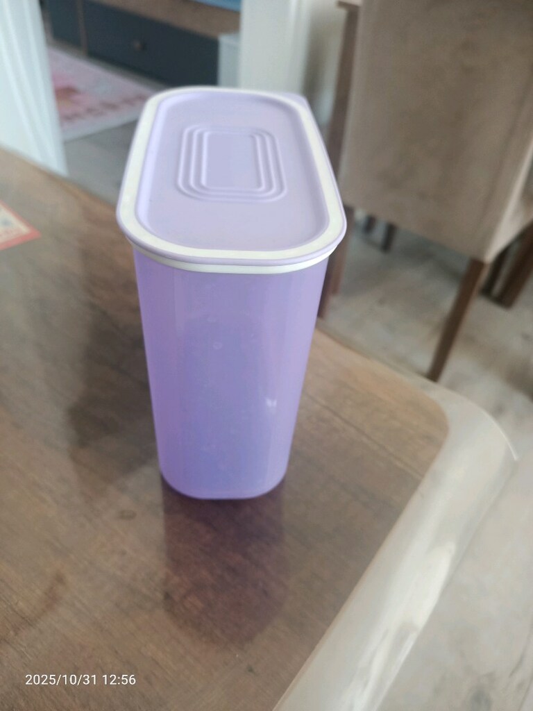 kullanılmamış lila Tupperware saklama kabi - 4
