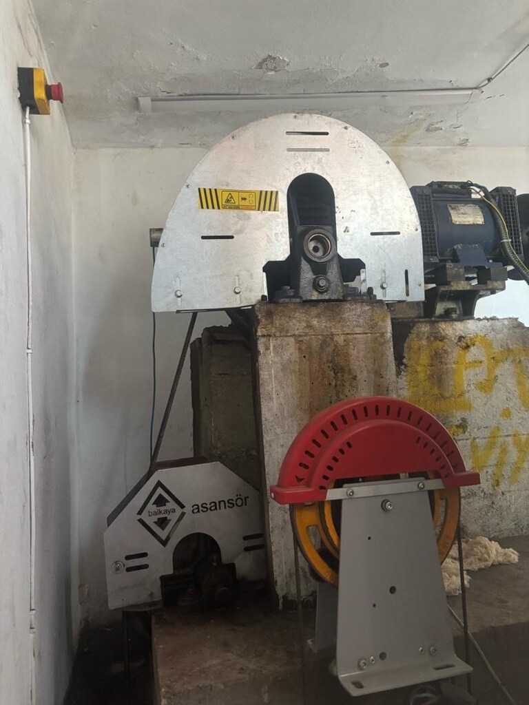 faal durumda arl 300 a drive serisi 7.5 kv takım - 12