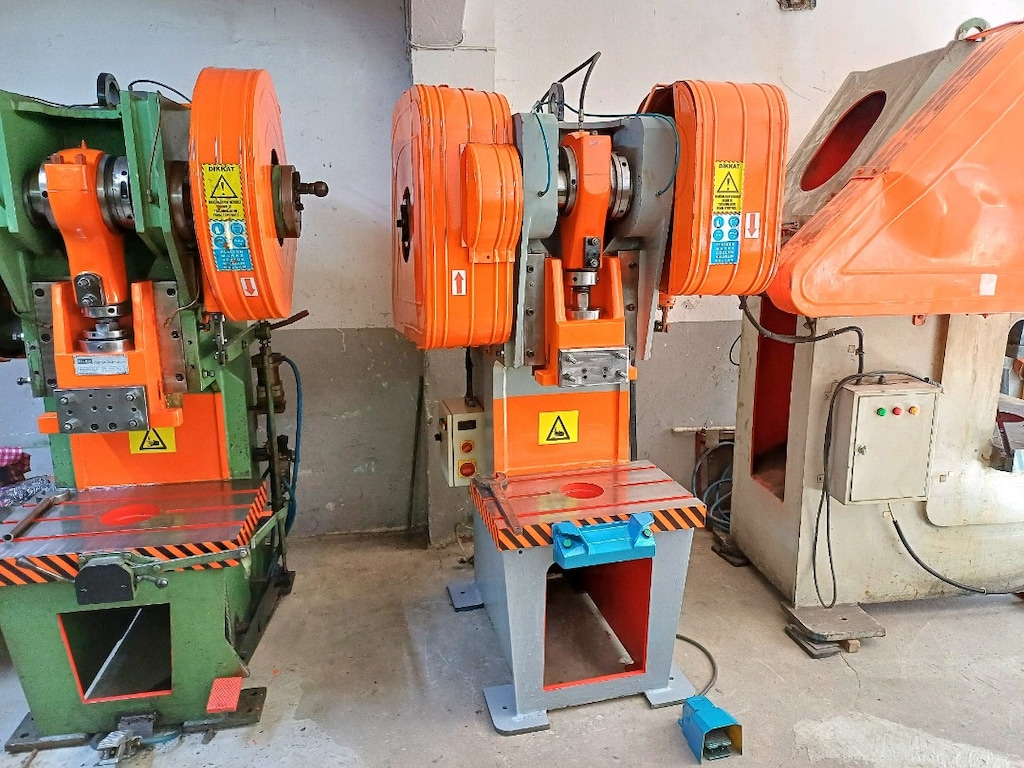 60 TON ANGARAJLI EKSANTRİK PRES - 3