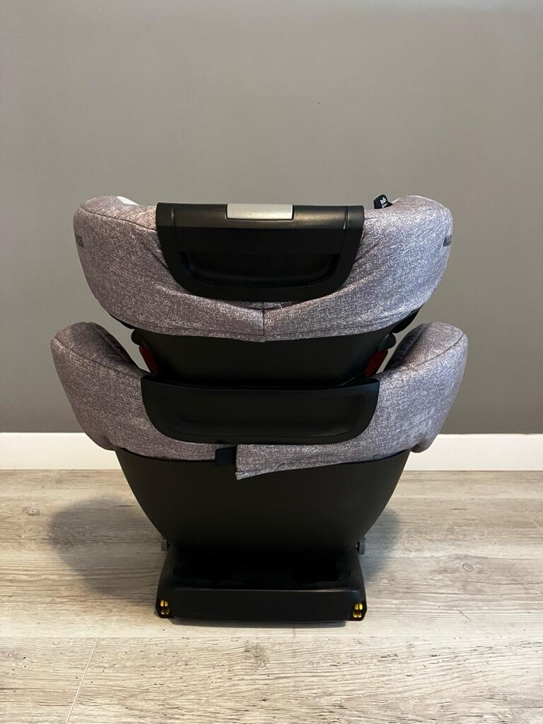 Maxi Cosi Rodifix Gri Renk Oto Koltuğu 15-36 Kg - 3