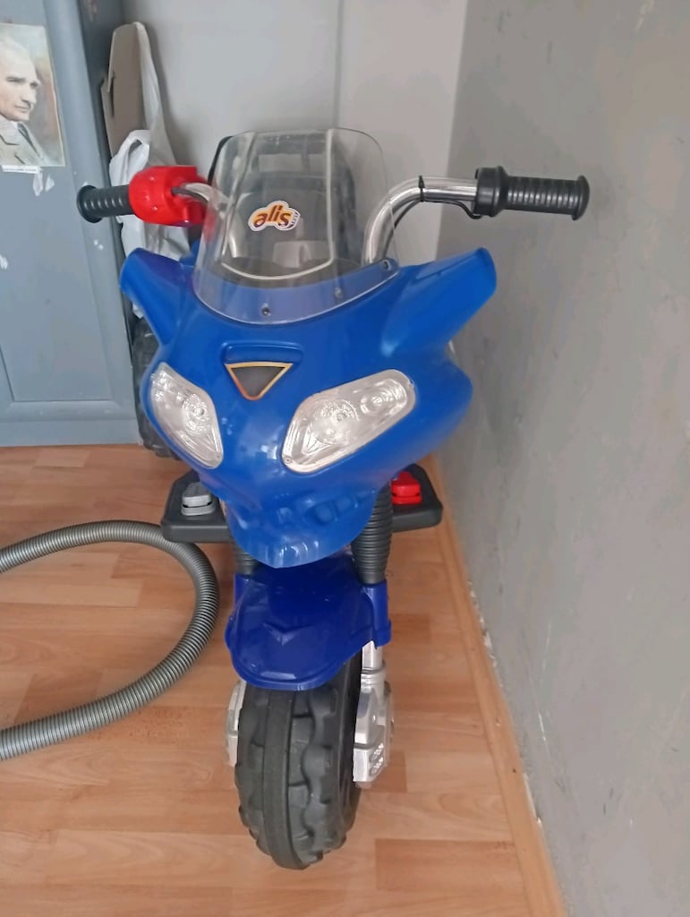 oyuncak akülü motor - 5