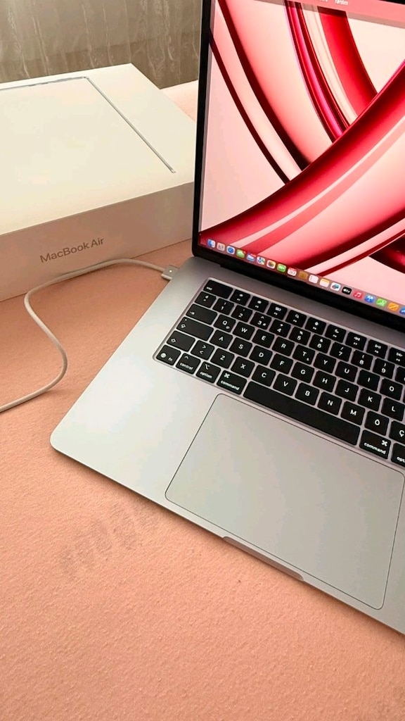 MacBook Air M4 16 GB 256 GB SSD 15.3" MW1L3TU/A Gece Yarısı - 5