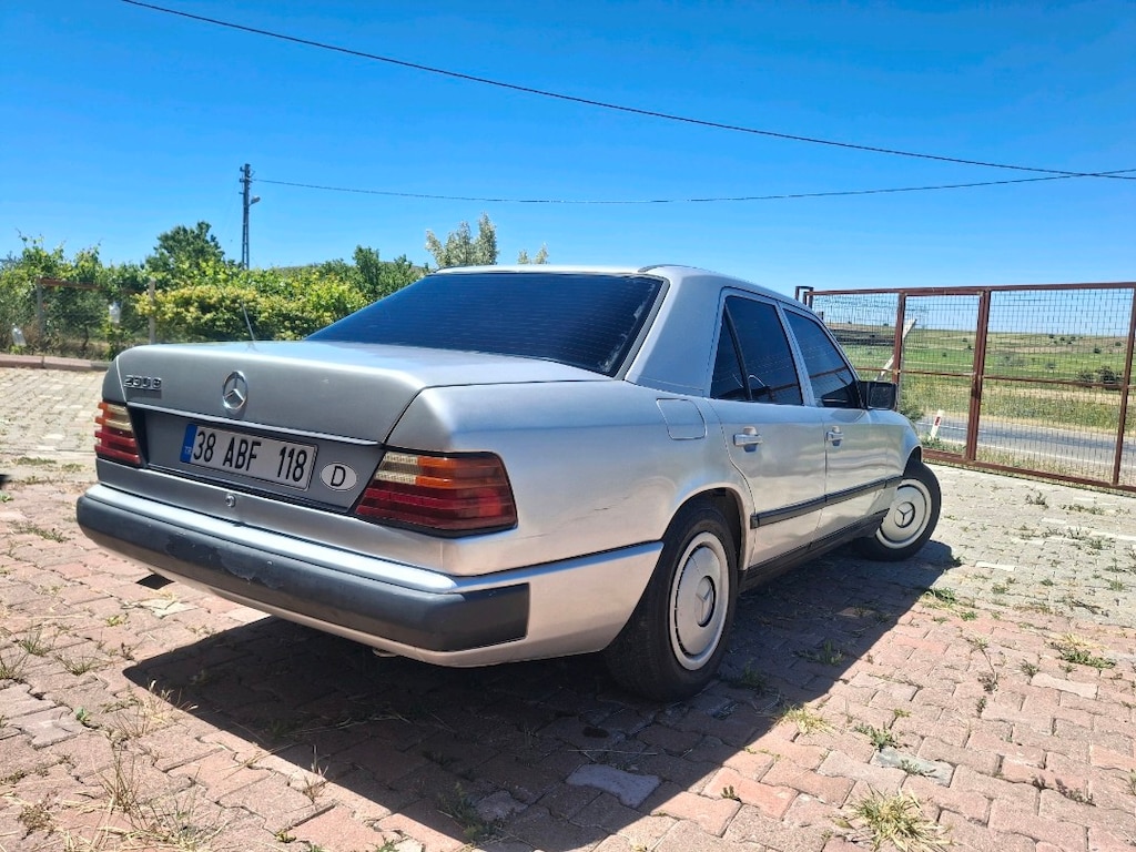 1988 mercedes benz 230 e - 4