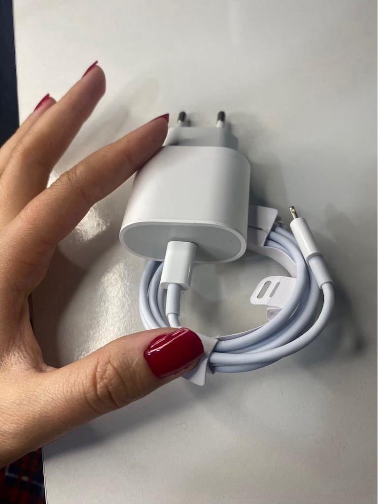 iPhone şarj aleti - 3