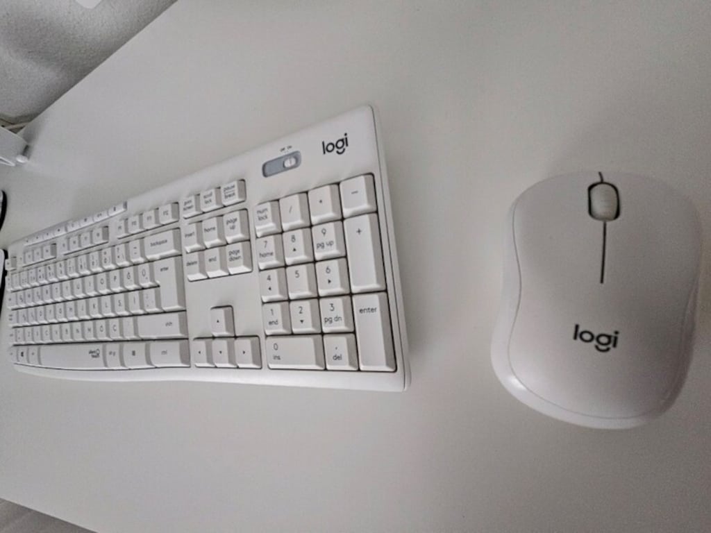 Logitech MK295 Silent Kablosuz Klavye&Mouse Seti-Çiziksiz/Tertemiz - 2