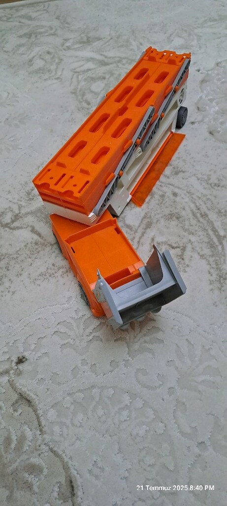 Hot wheels araç taşıma tırı - 4