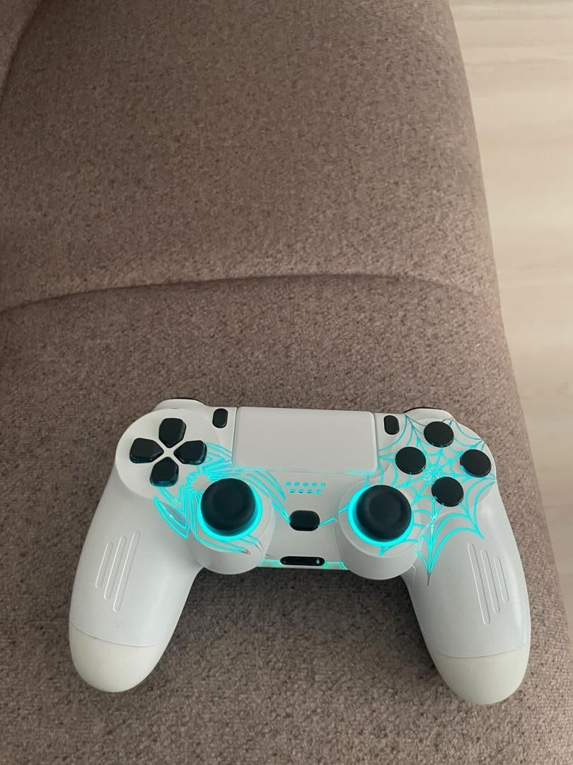 PS4 Pro 1 TB 2 Kol - 4
