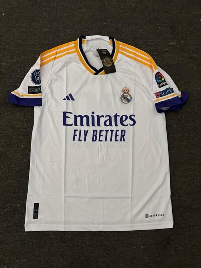 Real Madrid 2023/24 İç Saha Vini Jr Forması