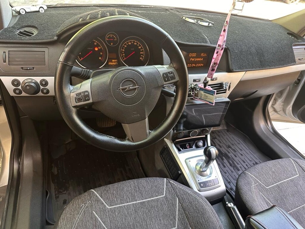 ASTRA 1.6 ENJOY - 4