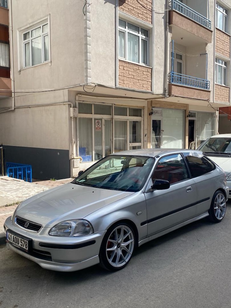 HONDA CİVİC HB 1.4 98 MODEL MOTOR ALACAĞIM İÇİN SATILIK - 4
