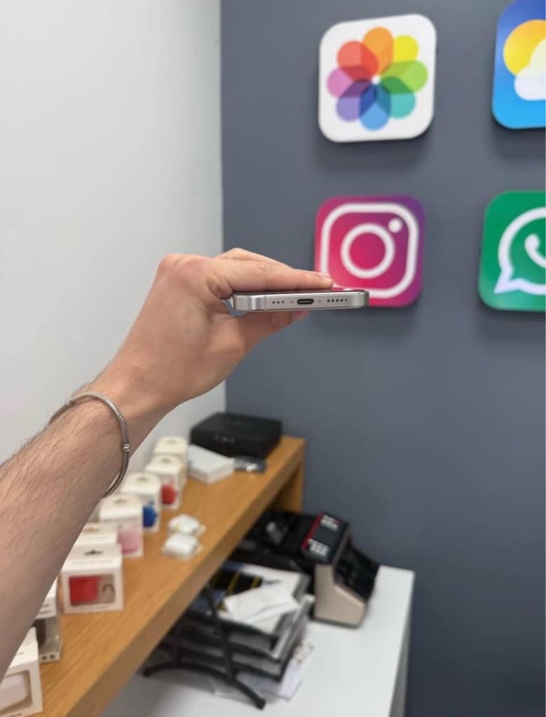 İphone 16 Pro 128 Gb Beyaz Renk - 5