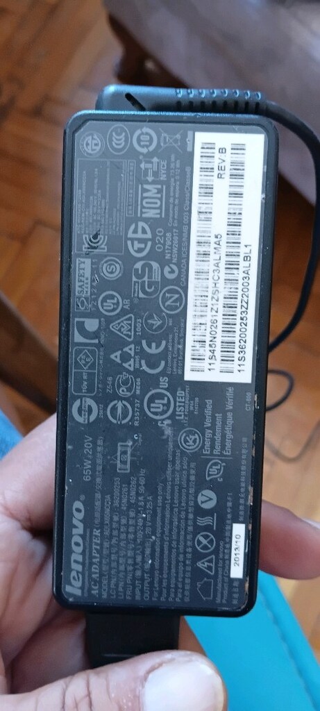 Lenovo V330-15IKB inel İ5 8250U işlemci-8gb ddr4 ram-120gb SSD-1TB Dis - 10