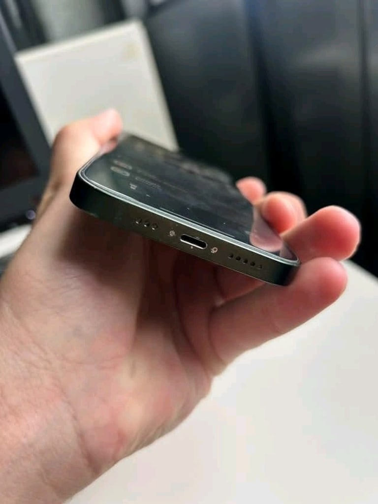 iPhone 13 - 5