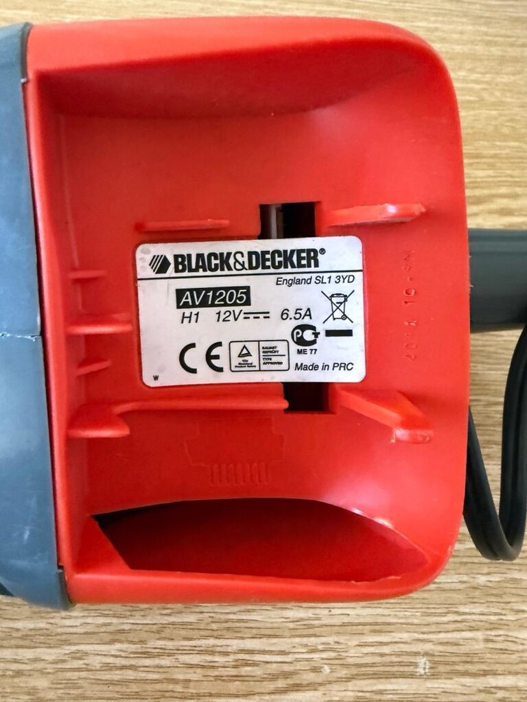 Black & Decker Oto El Süpürgesi - 3