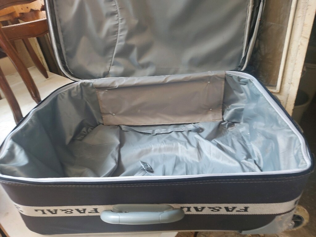 valiz 50x70 yer güngören - 2