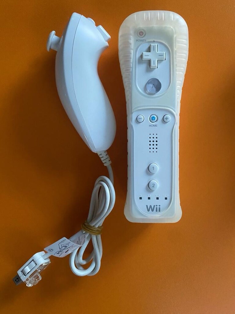 Nintendo Wii Remote ve Nunchuk Seti - Silikon Kılıflı - 3