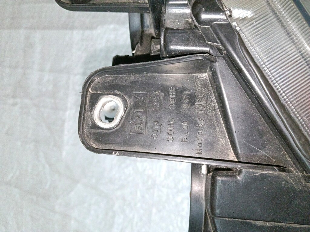 Fiat Linea sol ön far orjinal temiz sökme far resimlerde gözüktüğü gib - 17