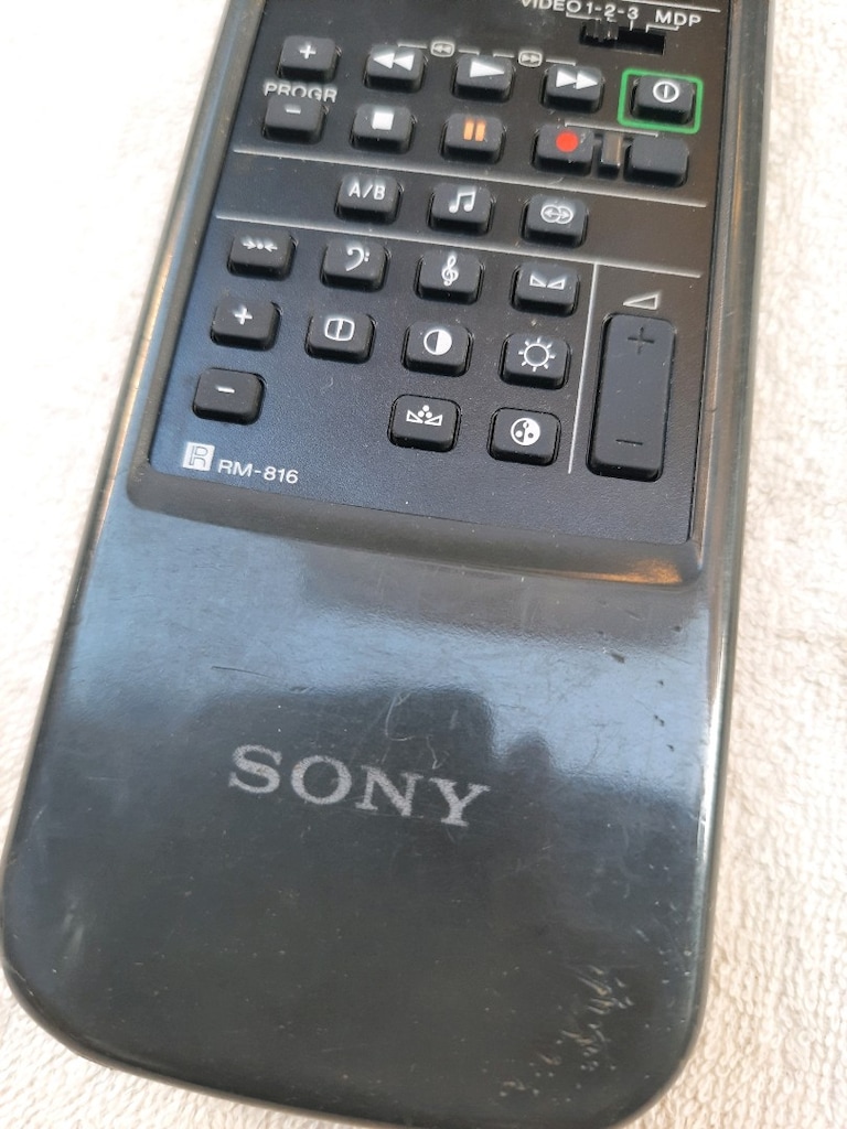 SONY RM-816 VİDEO,TELEVİZYON VE LASER DİSC KUMANDASI - 2