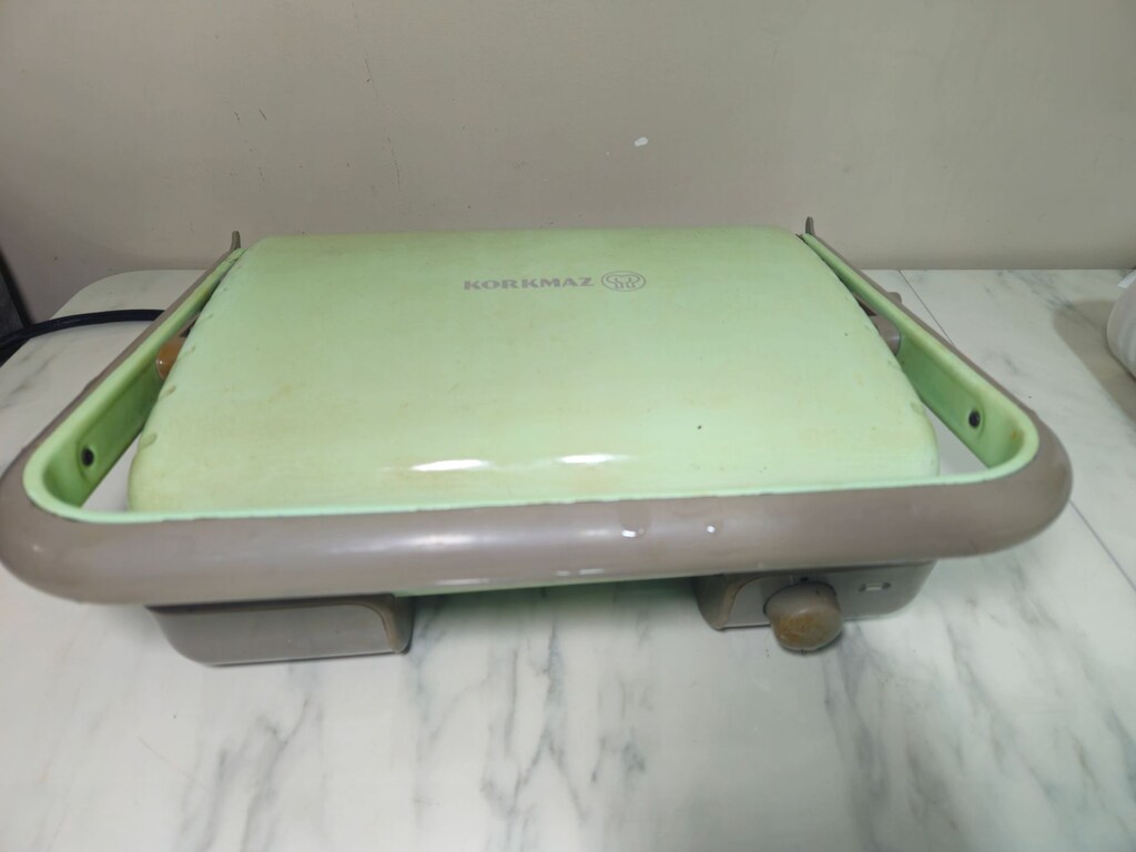 Korkmaz A316-02 Tostella Turkuaz 1800 W Tost Makinesi - 2