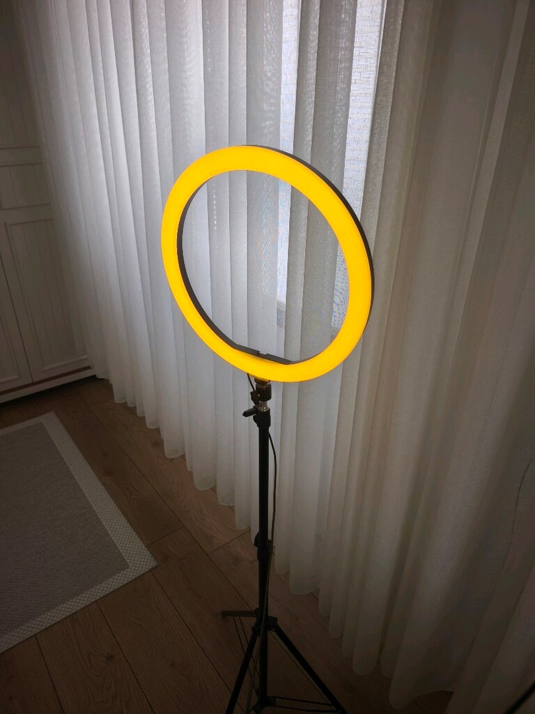 tripot led renk değiştirilen, ışık ayarı yapılan. - 2
