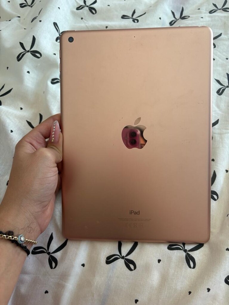 Apple İpad 6.nesil 32gb - 2