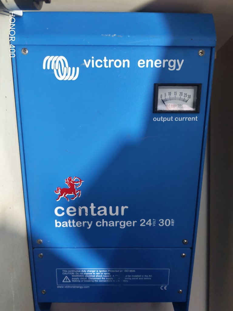 Victron Energy Redresör İnverter - 4