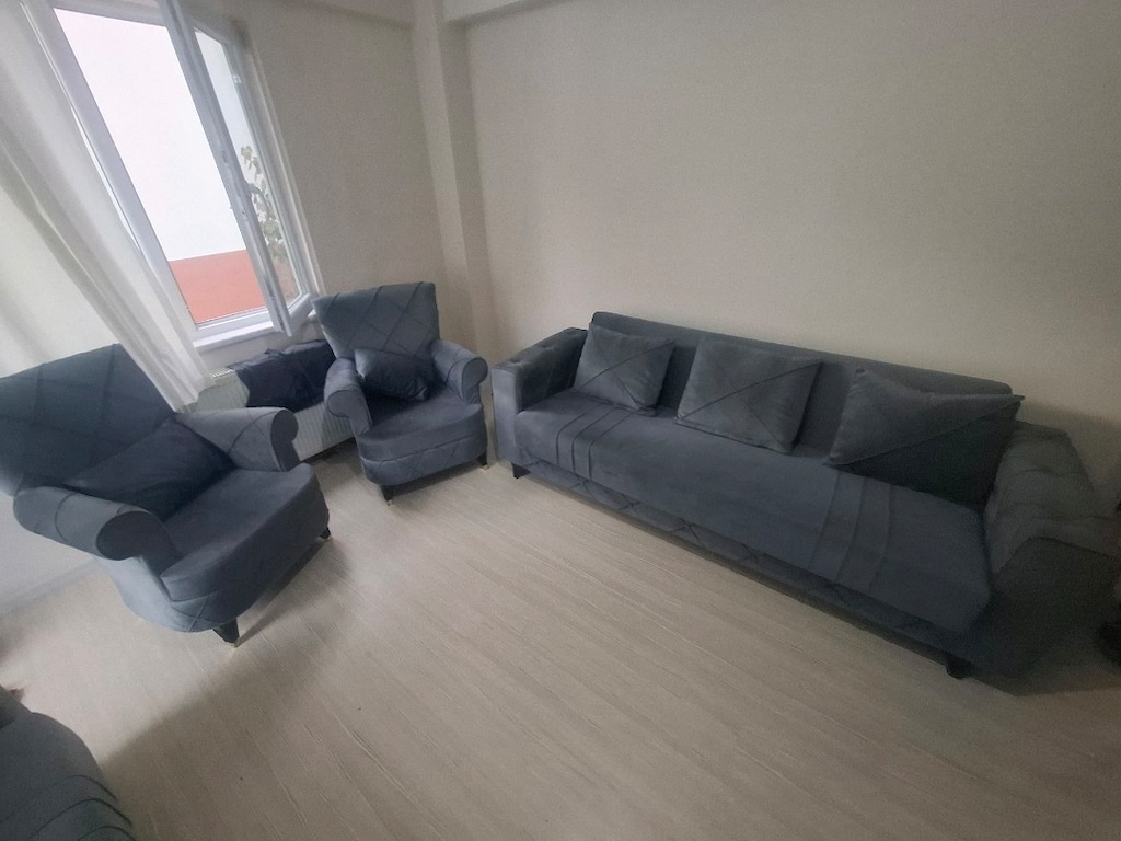 koltuk takimi süngeri iskeleti sifir gibi sadece sigara izleri var - 4