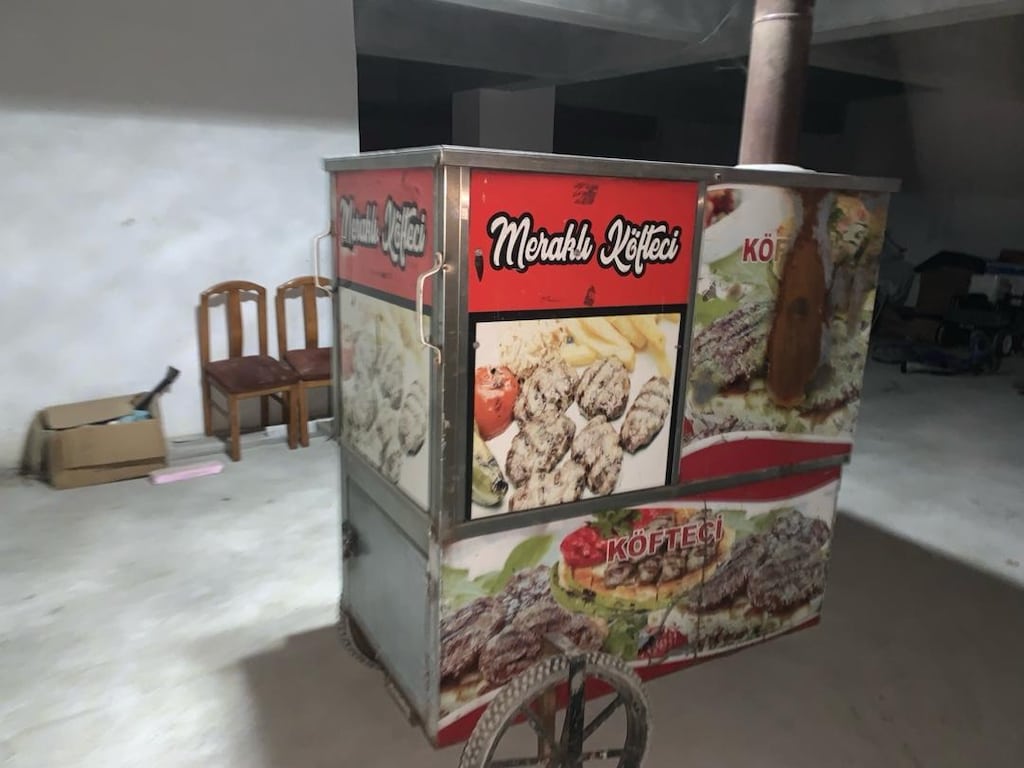 acil takaslı seyyar köfte arabası - 8