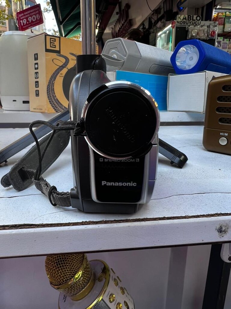 Panasonic vdr-d150 dvd handycam - 3