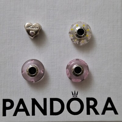 PANDORA CHARM