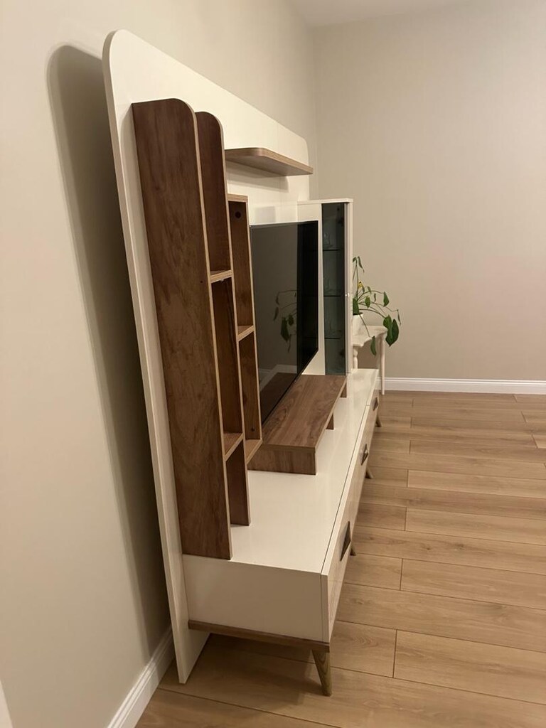 Modern Ahşap ve Krem Tv Ünitesi - 4