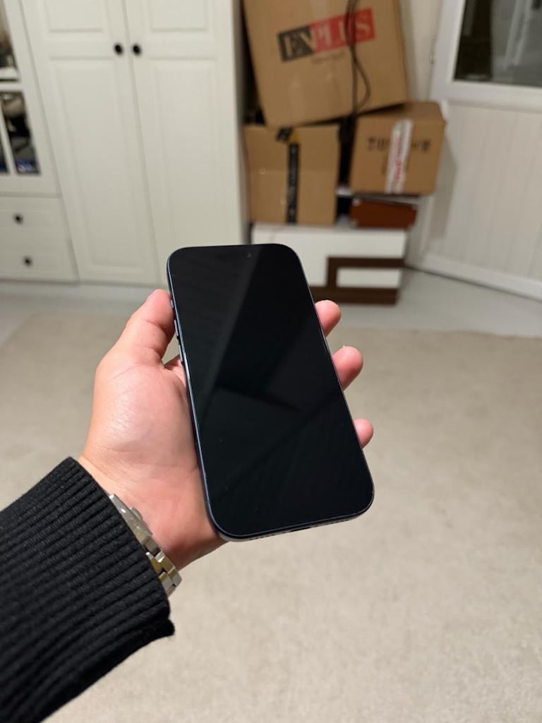 İPHONE 17 PRO - 2