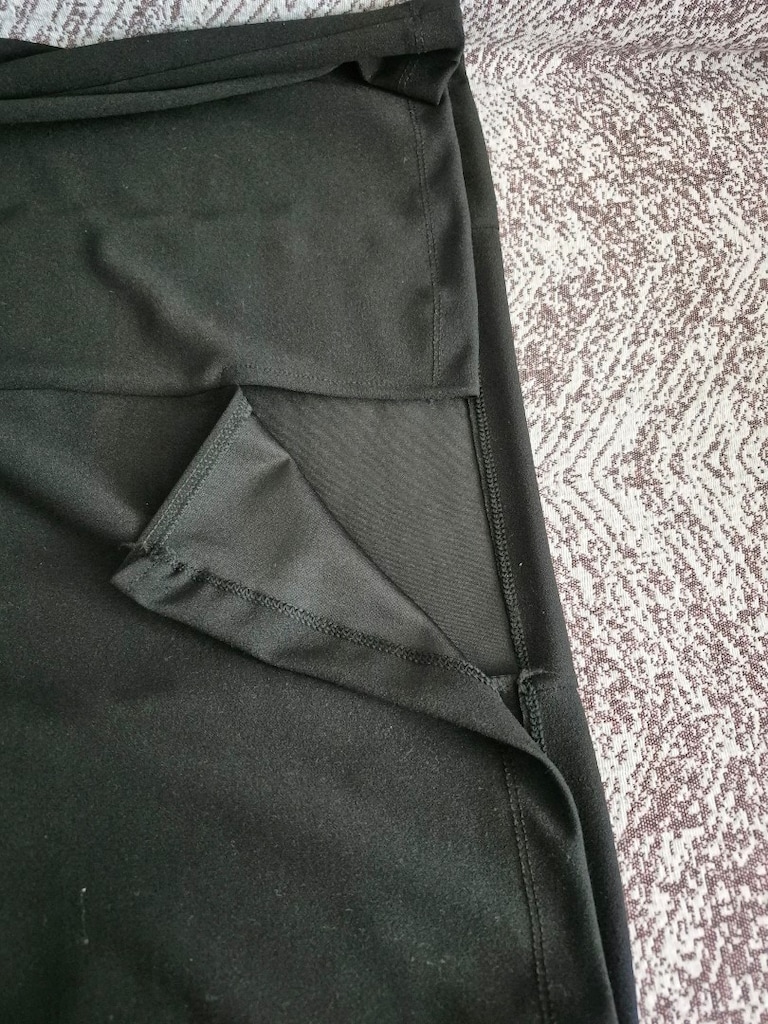 yeni hiç kullanılmadı 3xl abiye . Hediye .beden olmadı.boy 108 cm - 6