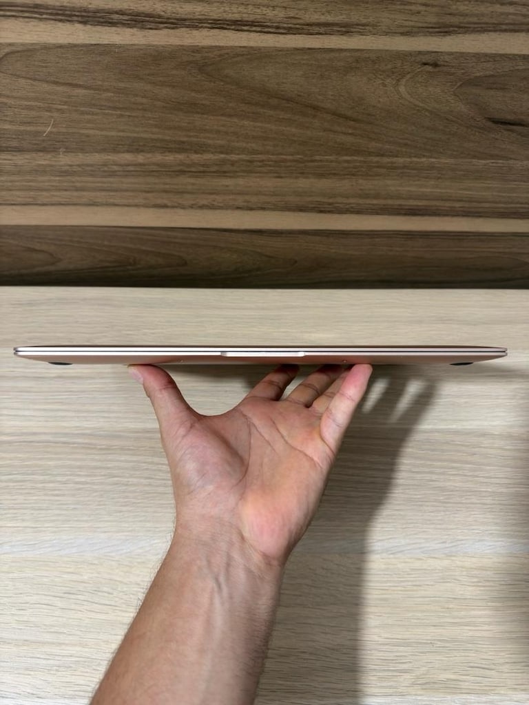MacBook Air / M1 / 13 inç / 8 GB Ram / 256 GB Ssd - 5