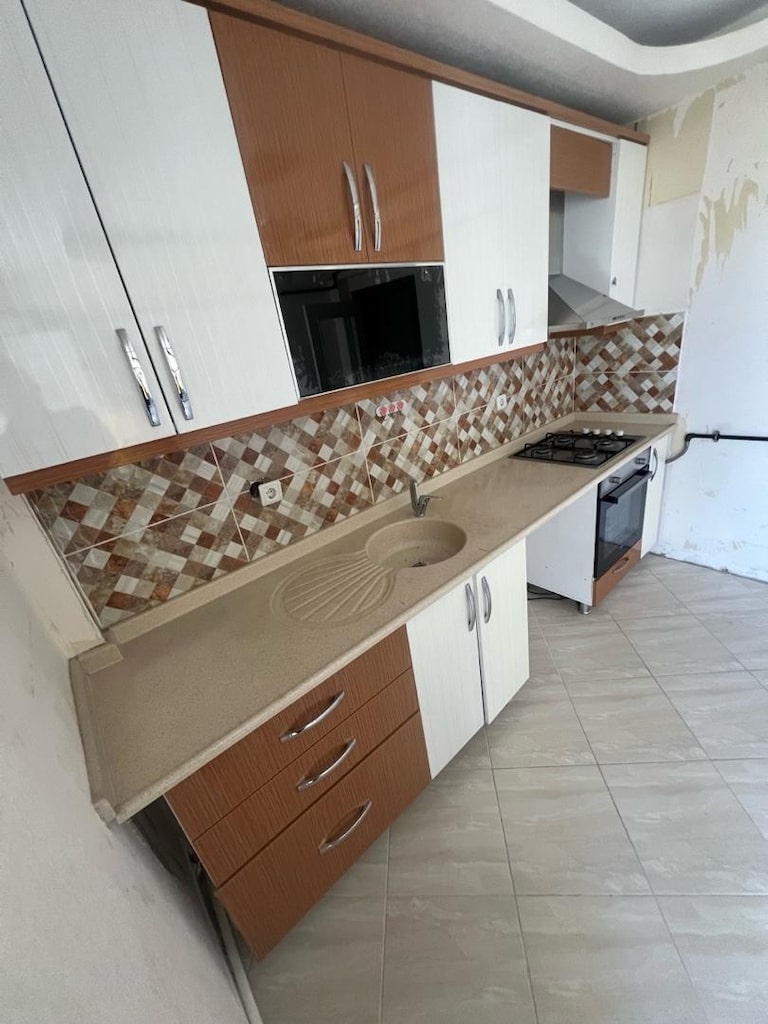 ÇOK TEMİZ YENİ BALON KAPAK MUTFAK DOLABI ANKASTRE TAŞ DAHİL - 2