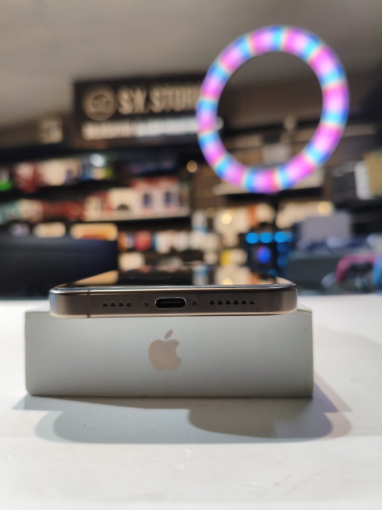 İPHONE 16 PRO MAX 256GB - 8