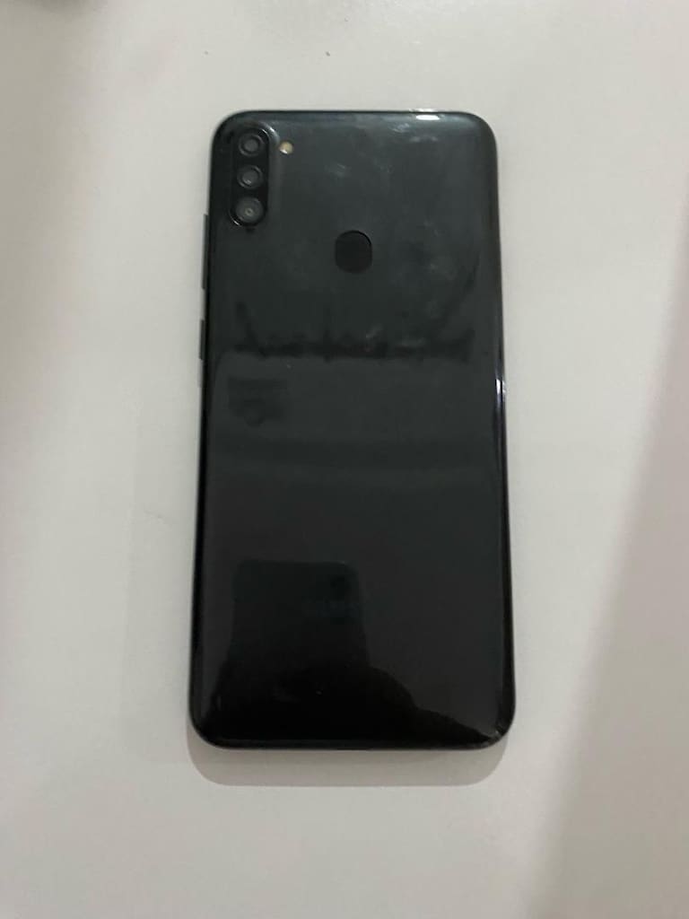 Samsung A 11 sorun yok orijinal tel - 4