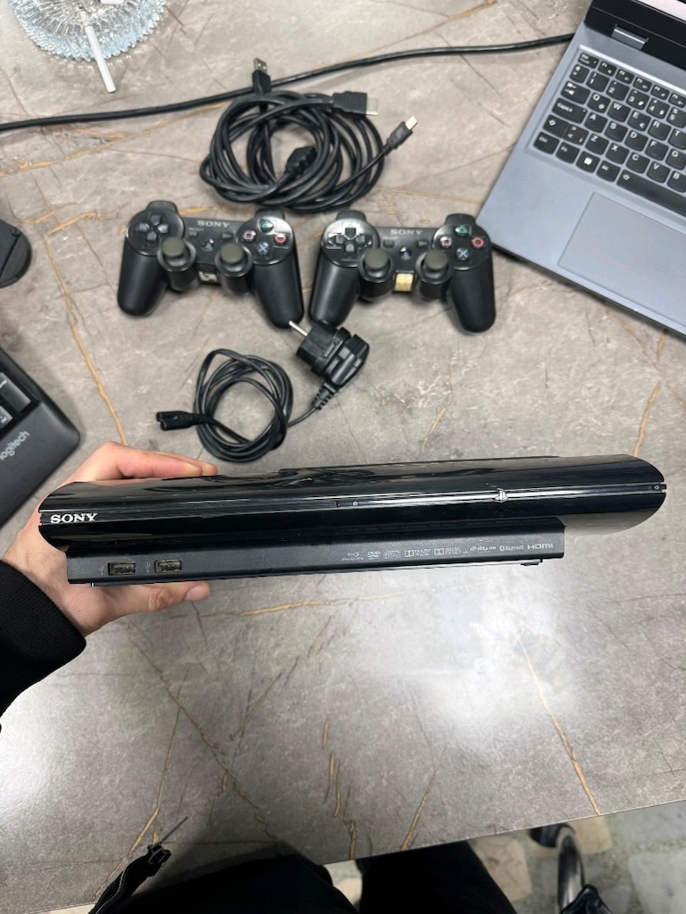 Sony PlayStation 3 - 6