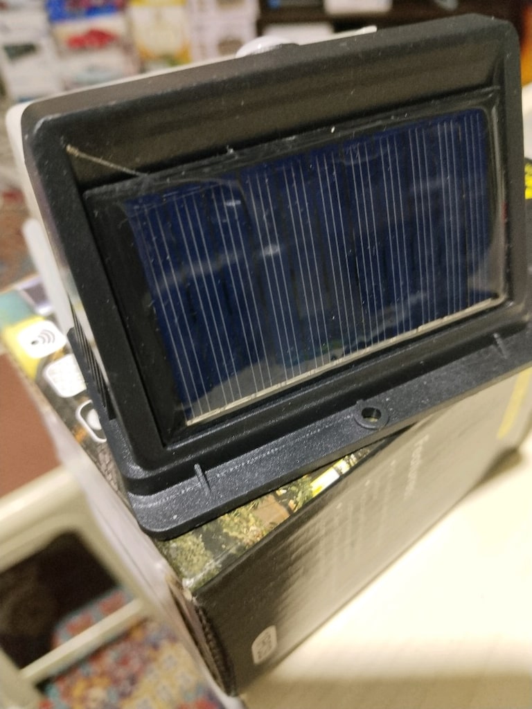 YENİ KUTUSUNDA GÜNEŞ ENERJİSİ İLE ÇALIŞAN DIŞ MEKAN LED AYDINLATMA - 3