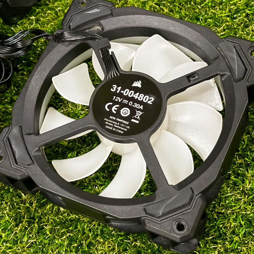 Corsair LL120 RGB Dual Light Loop PWM 120mm 3’lü Kasa Fanı Seti - 7