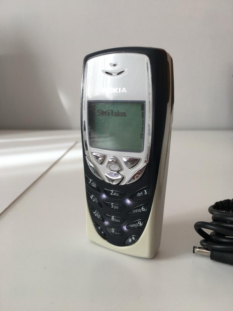 Nokia 8310 Retro Tuşlu Cep Telefonu - 3