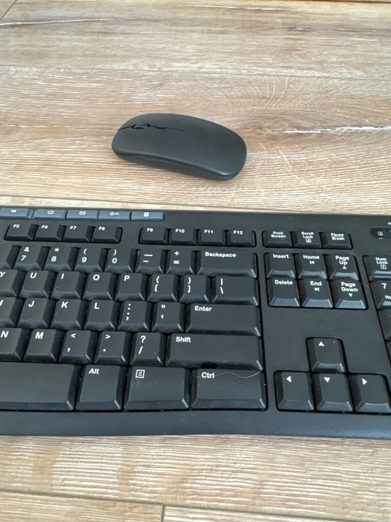Logitech K270 Tam Boyutlu Kablosuz Klavye + Mouse Seti - 5