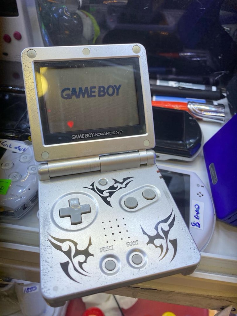 NİNTENDO GAMEBOY ADVANCE SP - 3