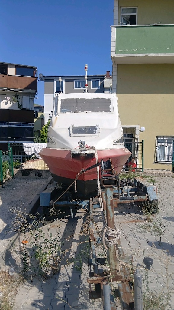 Şişme Bot parasına Evraklı Kamaralı