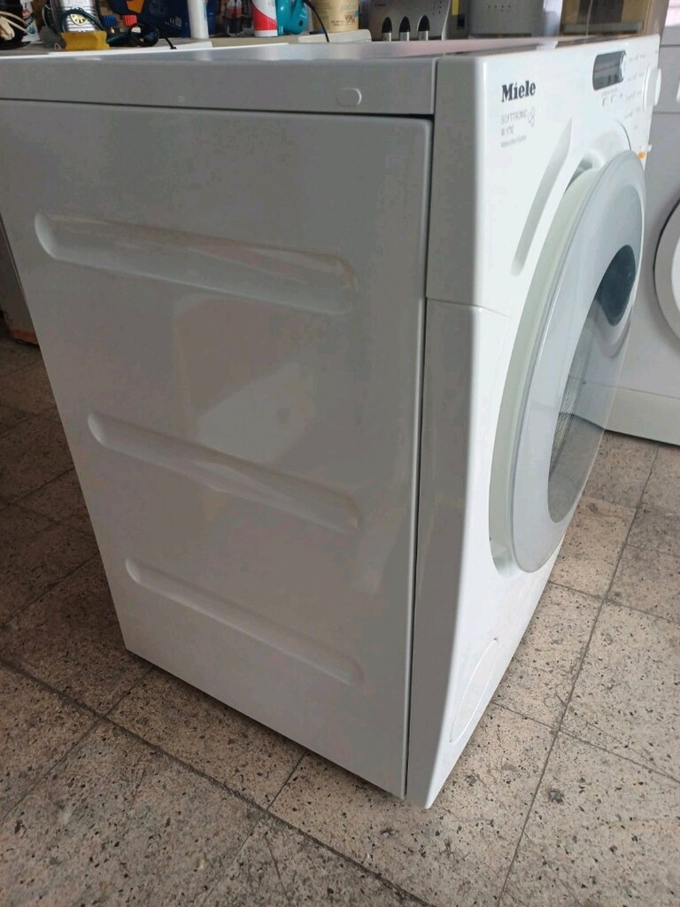 Miele 6 kg çamaşır makinesi tamir görmemiş - 3