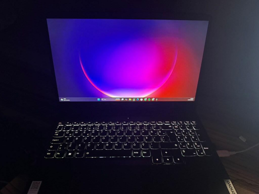 Temiz, Az Kullanılmış Lenovo IdeaPad Gaming 3 (RTX 3050 Ti / 15IHU6)