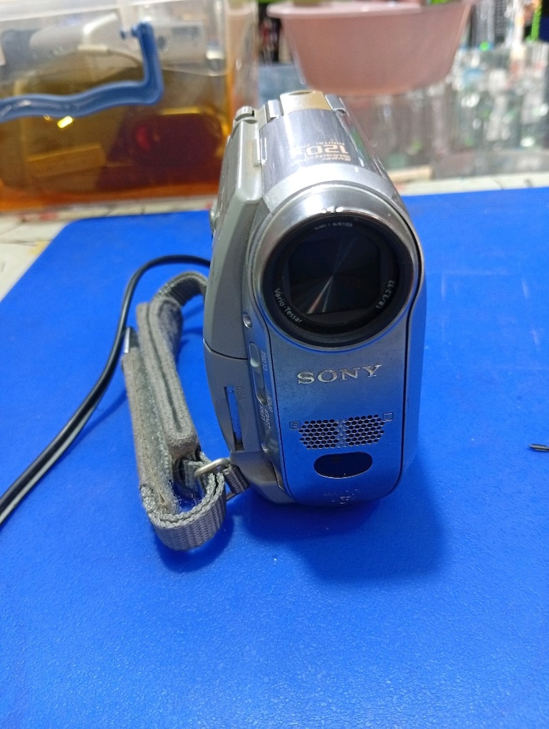 Sony Handycam Mını Video Kamera (Calısır durumda/Ful set) - 2
